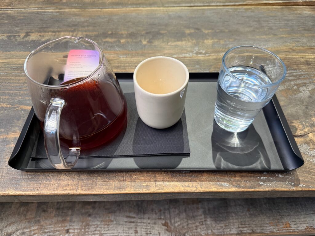 I don't normally like light roasts but I was very satisfied by this Elya Geisha single origin