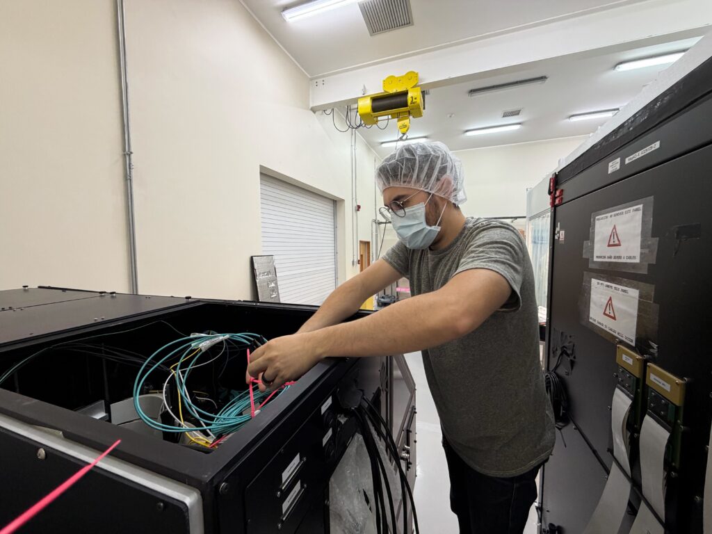 The Kinetix cables are so nerve-wracking. Fragile AF!